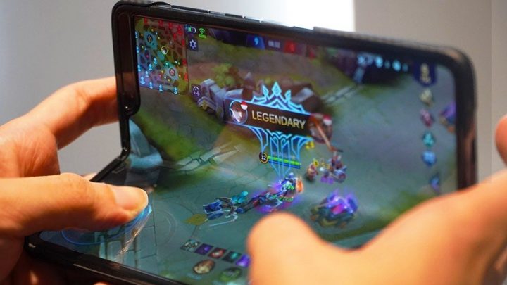 6 Mandatory Smartphone Specs for Pro Player Gamers!