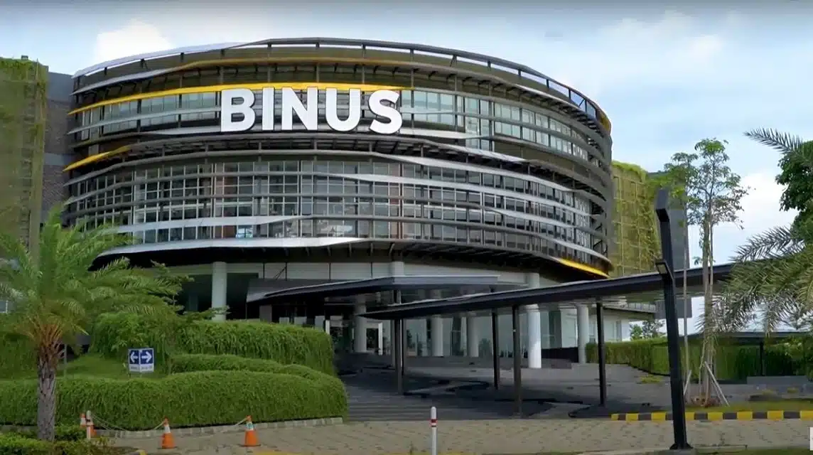 比纳努桑塔拉大学 (Binus)