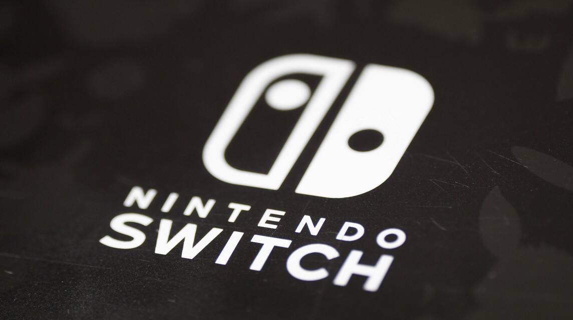 标志性的 Nintendo Switch 标志。