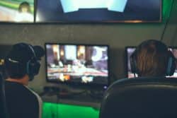 Video Games dan Bagaimana Hal Tersebut Mempengaruhi Kinerja Akademik Siswa